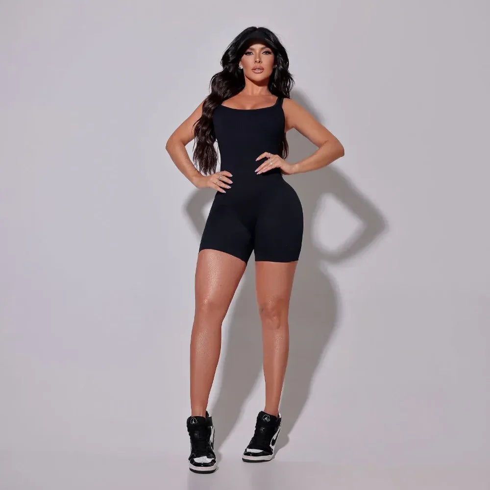 Macacão Slin Preto Canelado