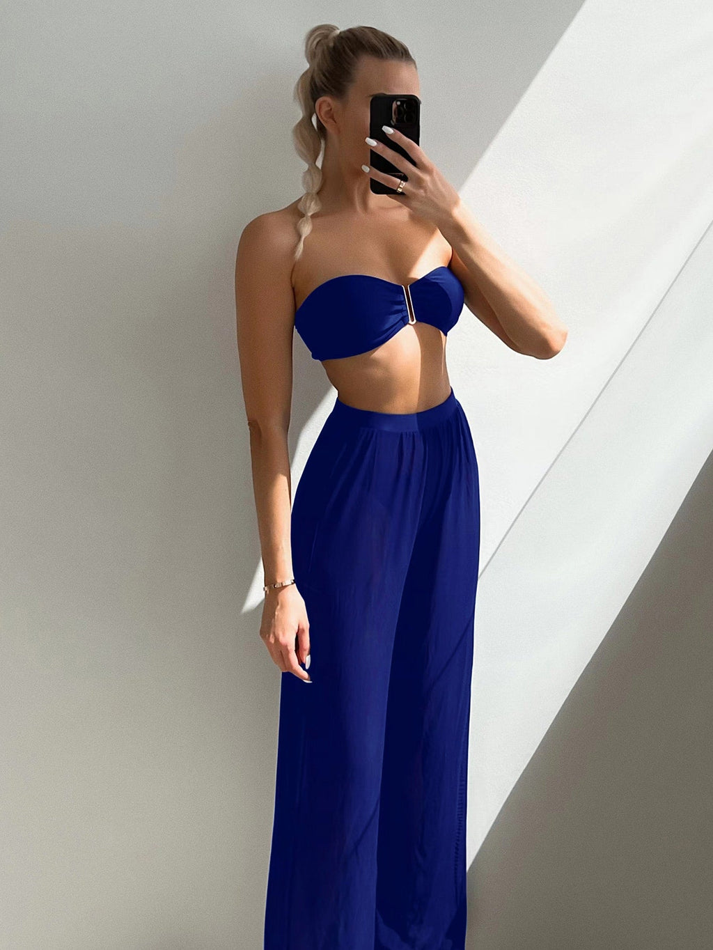 Conjunto biquini + saída de praia com calça