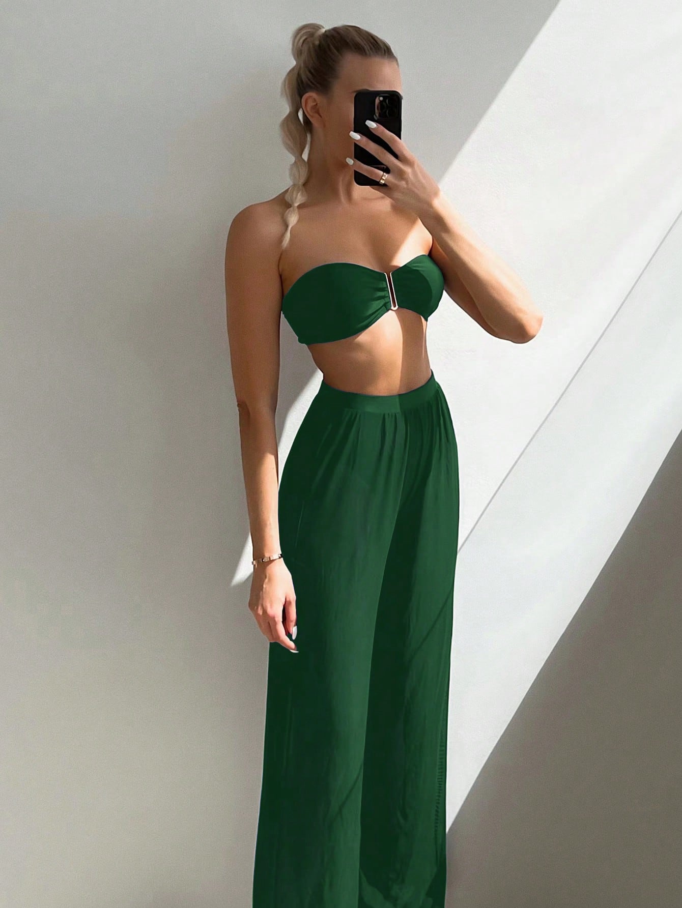 Conjunto biquini + saída de praia com calça
