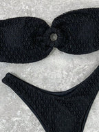 Biquíni com Sutiã Bandeau e Corte Alto