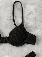 Biquíni Sensual Listrado com Sutiã Push-up e Corte Alto