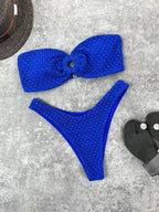 Biquíni com Sutiã Bandeau e Corte Alto