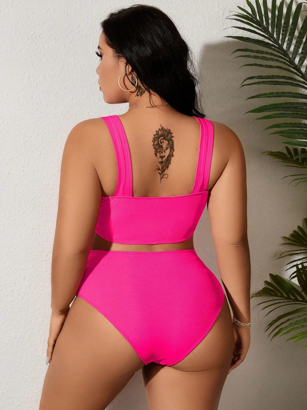 Biquíni Plus Size Curve - Design Minimalista