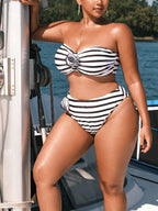 Maiô Plus Size Listrado Flor 3D Pietra