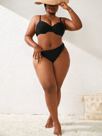 Biquíni Plus Size- Elegância Minimalista para o Verão