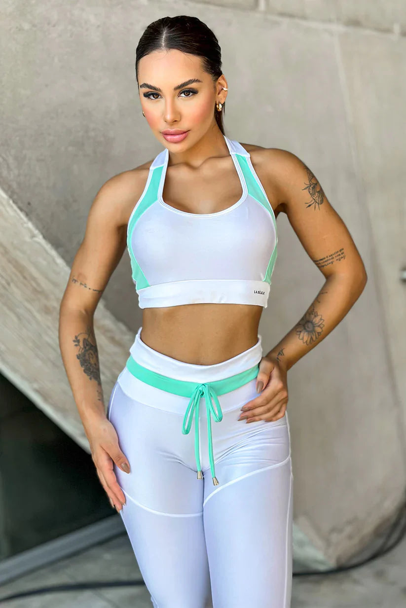 Conjunto White